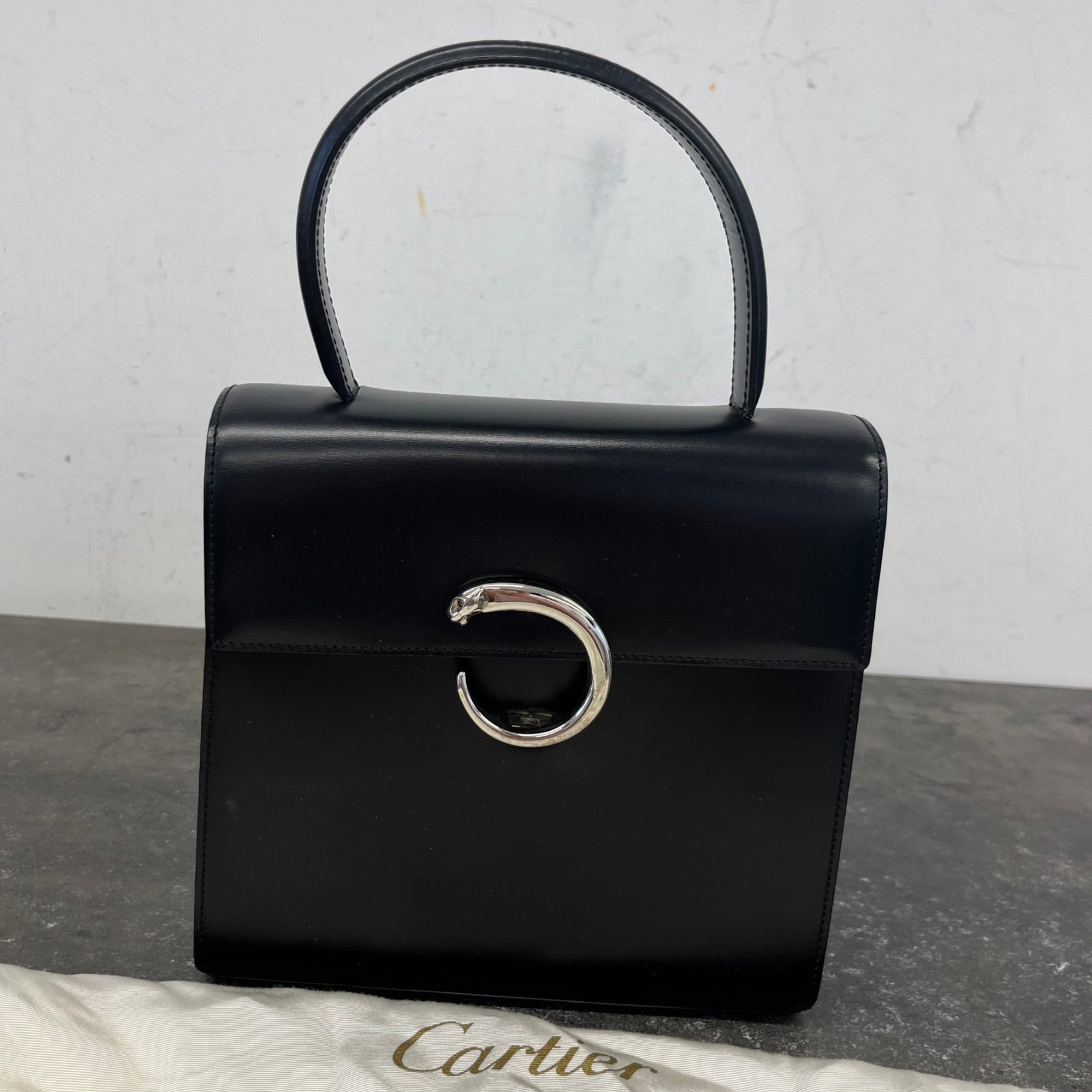 Women's Panthère Handbag Black - Photo 13