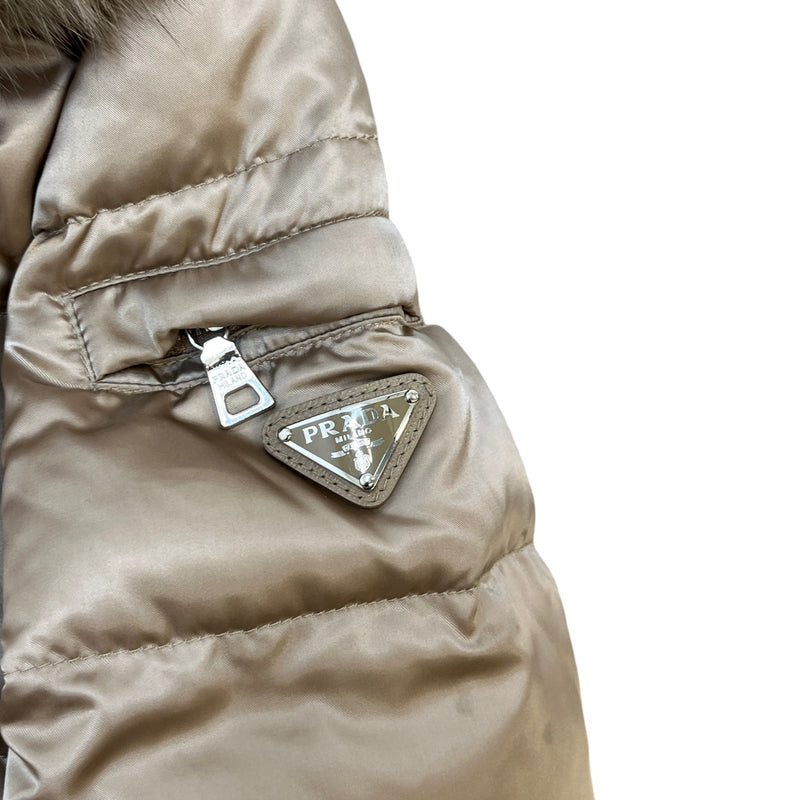 Women's Plaque Logo Down Jacket Gold Size IT 38 / UK 6