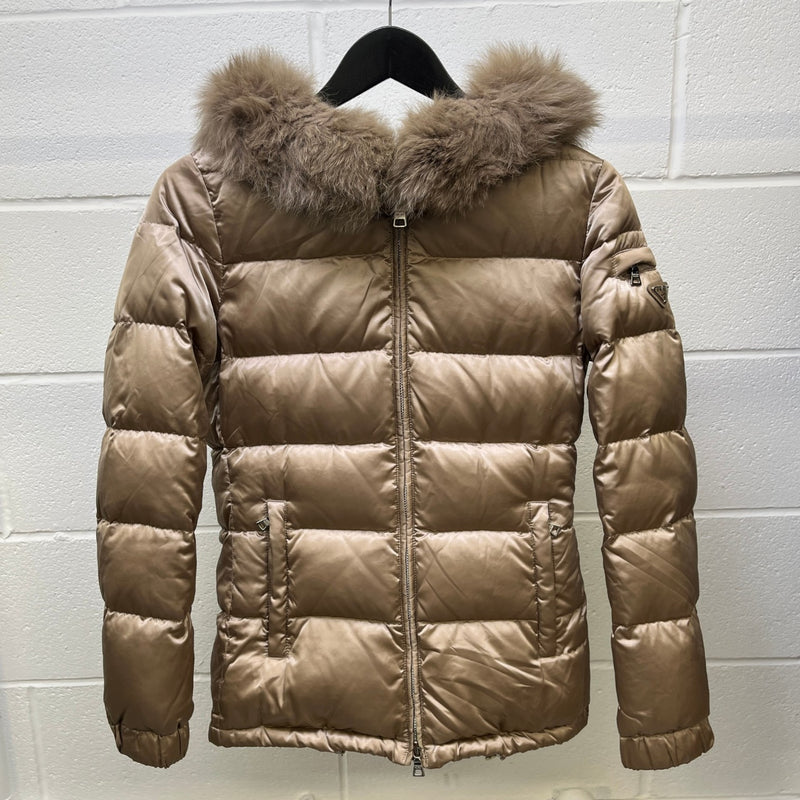 Women's Plaque Logo Down Jacket Gold Size IT 38 / UK 6