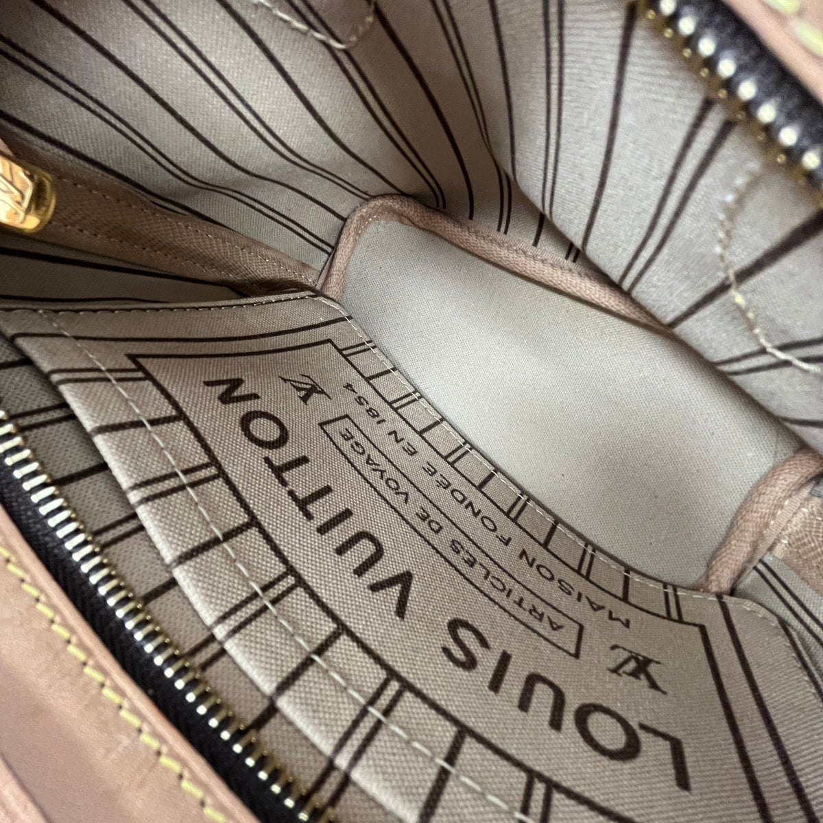Women's Monogram Neverfull BB Crossbody Bag Brown - Photo 11