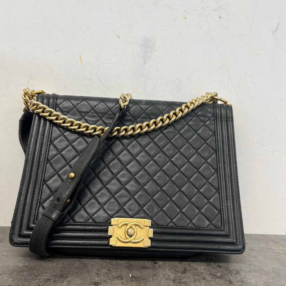 Women's Large Lambskin CC Boy Crossbody Bag Black - Photo 13