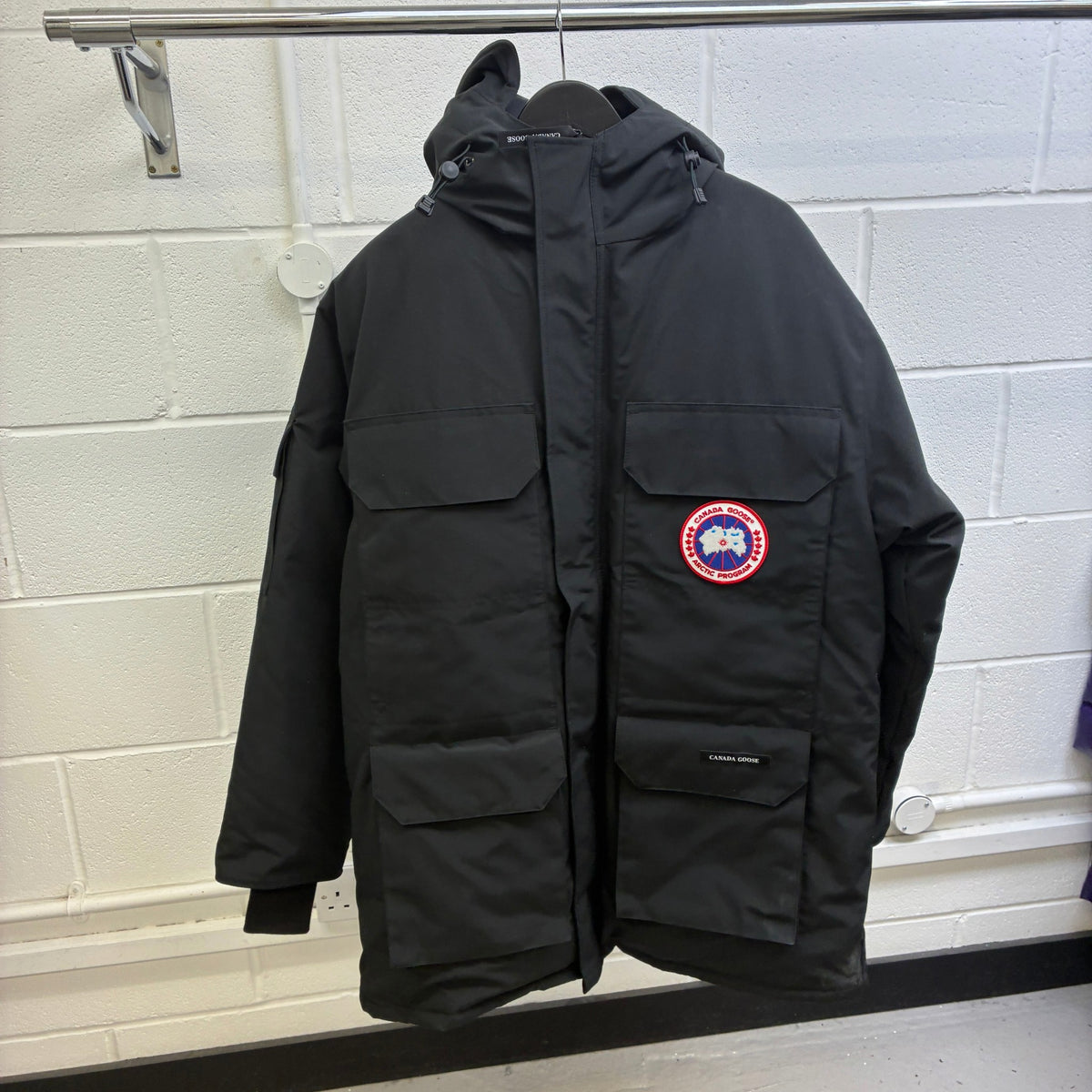 Men's Expedition Parka Down Jacket Black Size M - Photo 7