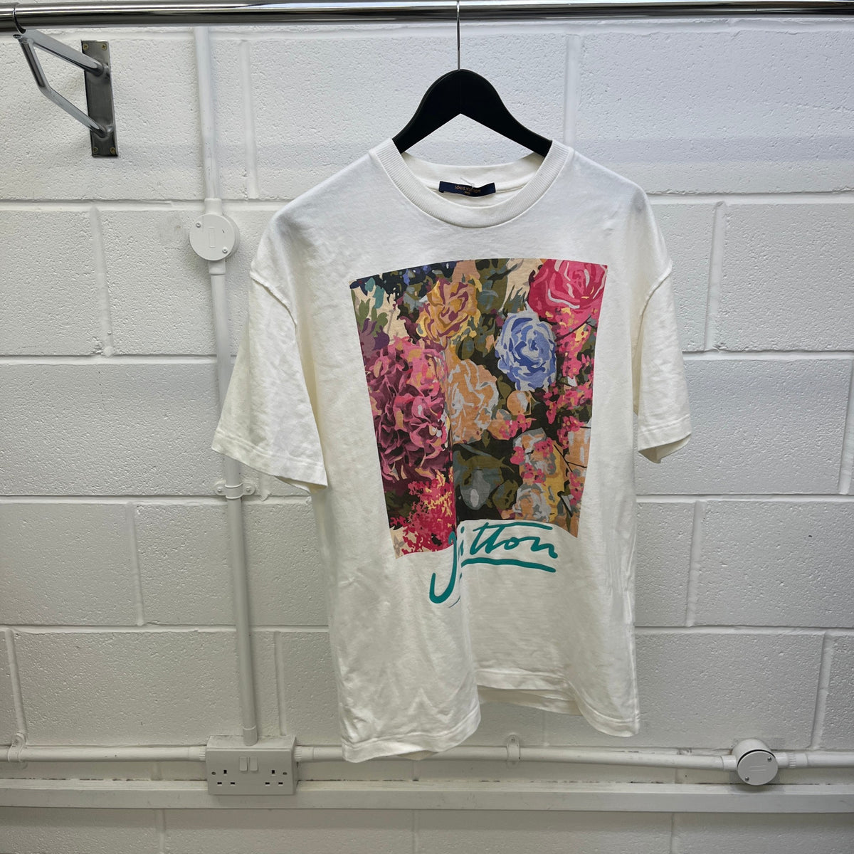 Men's LV Flower Tapestry Print T-Shirt White Size M - Photo 7