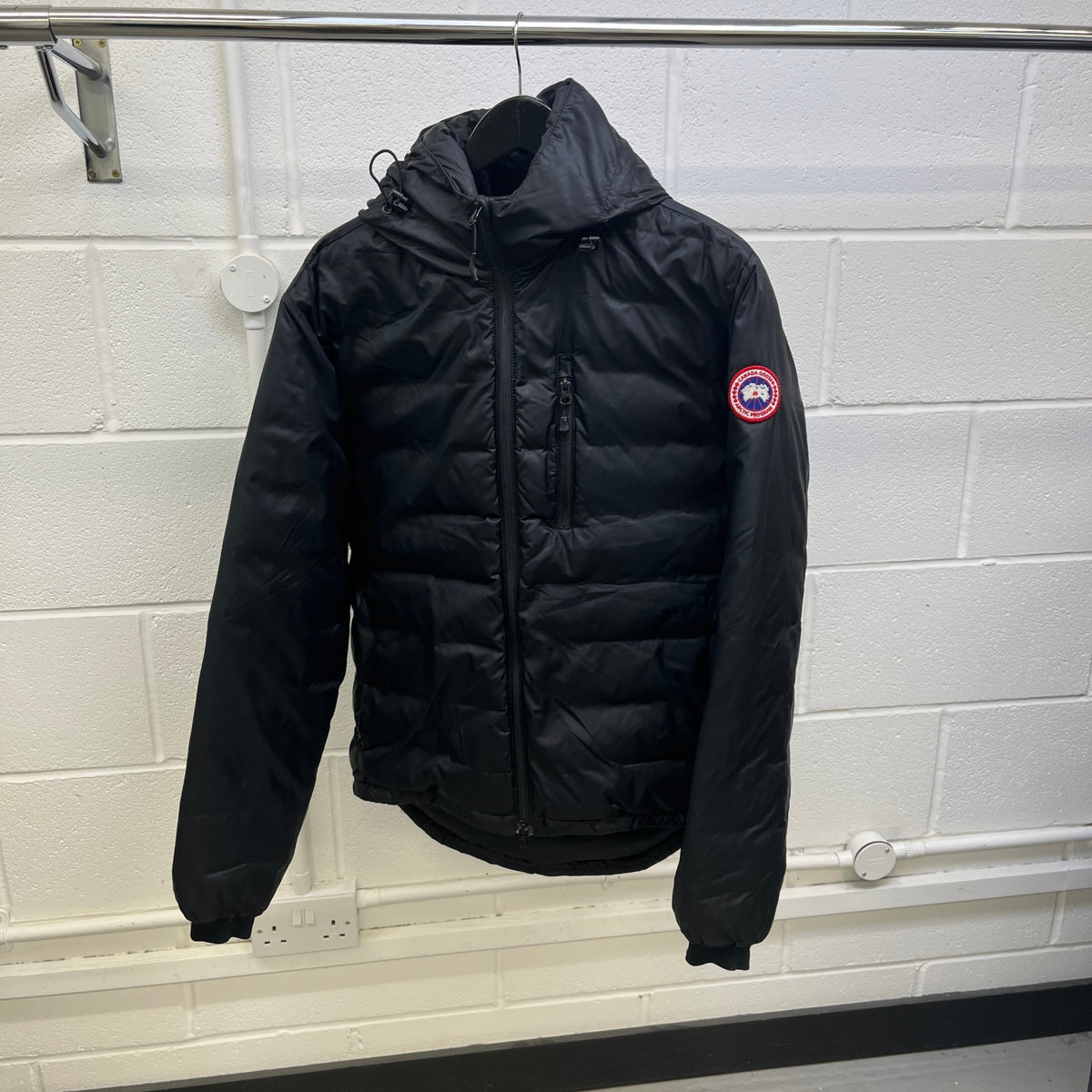 Men's Lodge Hooded Down Jacket Black Size M - Photo 7