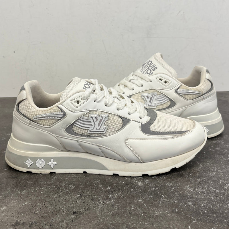 Men's Run Away Low Trainers White Size UK 9 / EU 43