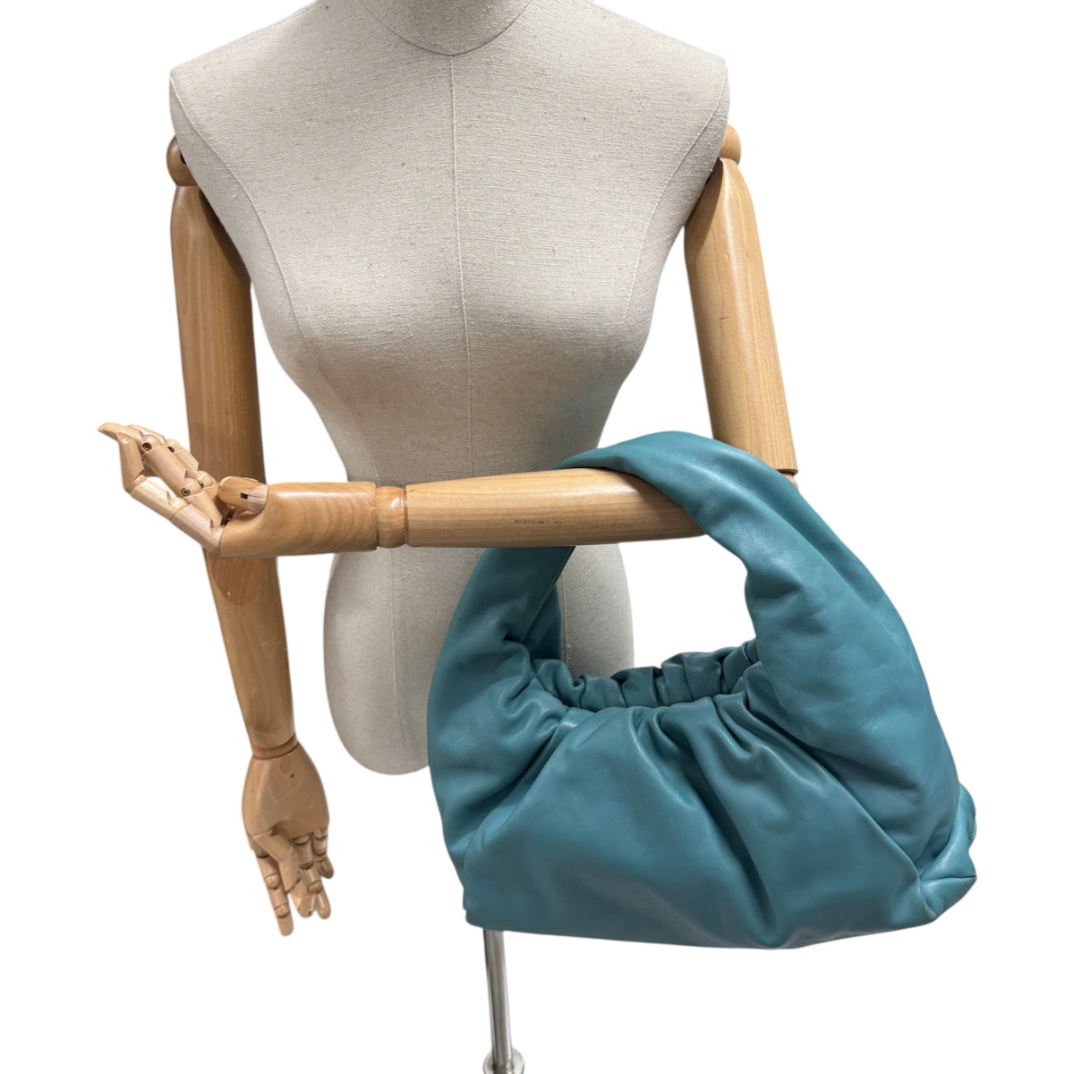 Women's The Shoulder Pouch Handbag Blue - Photo 2