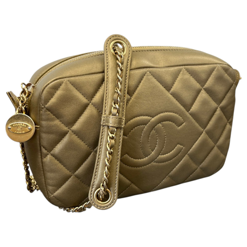 Women's Cc Matelasse Camera Bag Gold