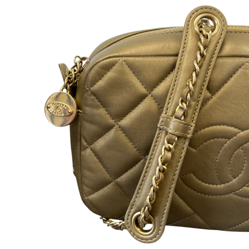 Women's Cc Matelasse Camera Bag Gold