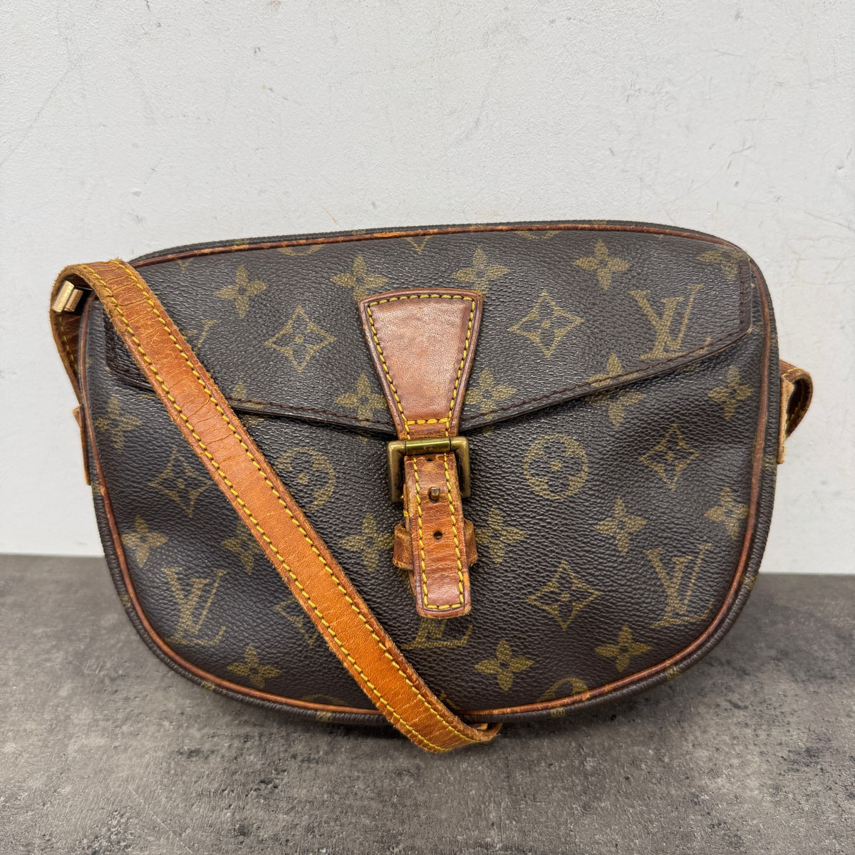 Women's Monogram Jeune Fille Crossbody Bag Brown - Photo 15