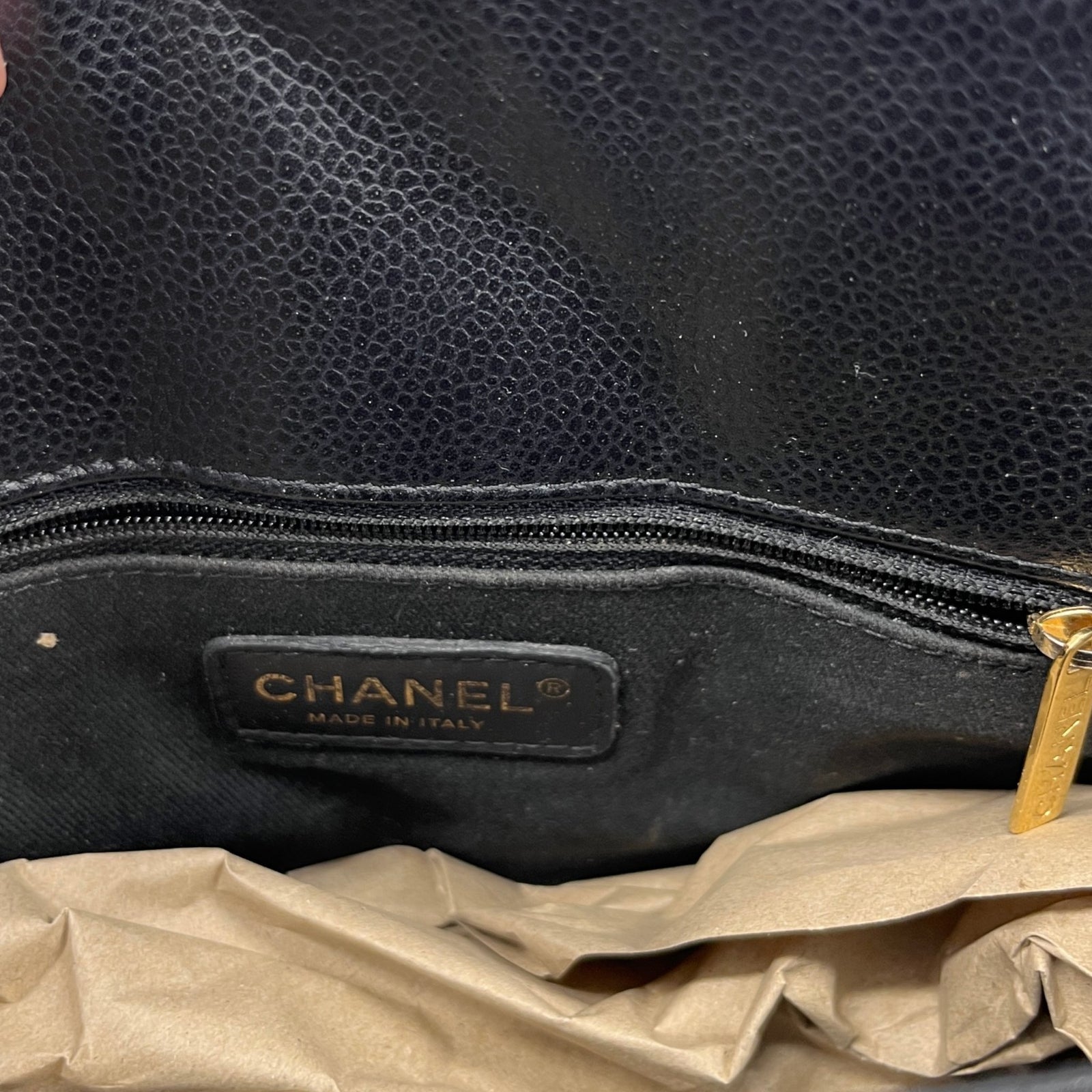 Women's Timeless Cc Chain Caviar Bag Black - Photo 10