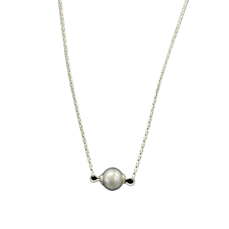 Women's CD Pearl Necklace Silver