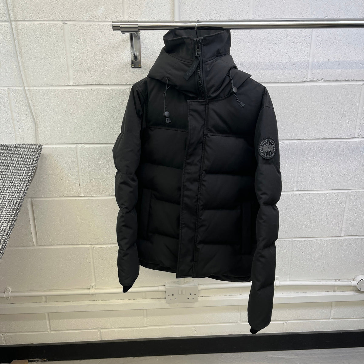 Men's MacMillan Down Jacket Black Size S - Photo 7