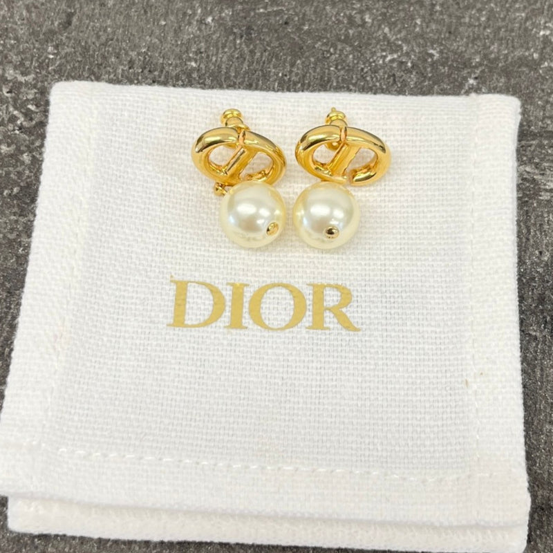 Women's CD Pearl Earrings Gold