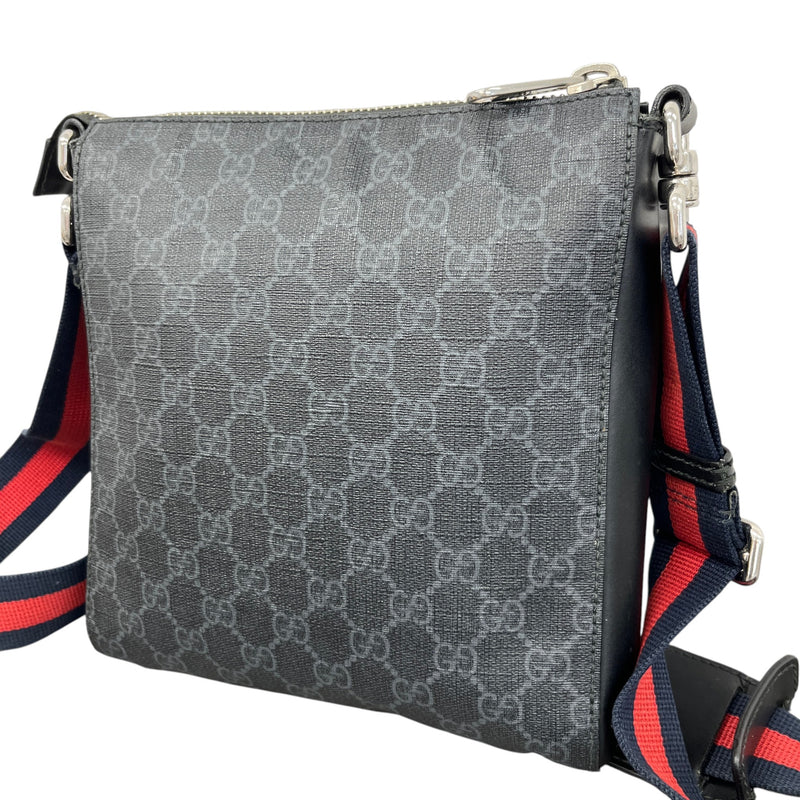 Men's GG Supreme Messenger Bag Black