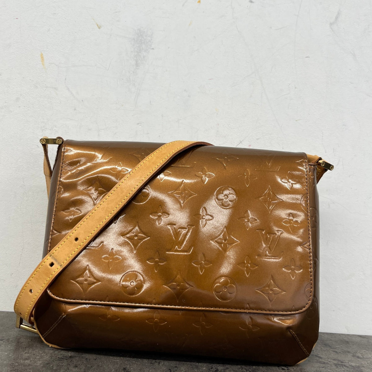 Women's Vernis Leather Thompson Street Handbag Brown - Photo 14