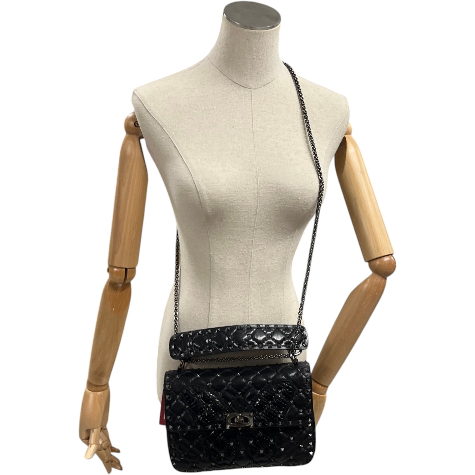Women's Rockstud Spike Butterfly Bag Black - Photo 2