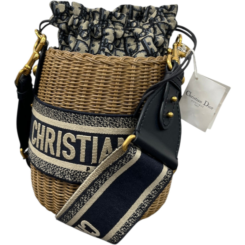 Women's Oblique Wicker Drawstring Bucket Handbag Beige
