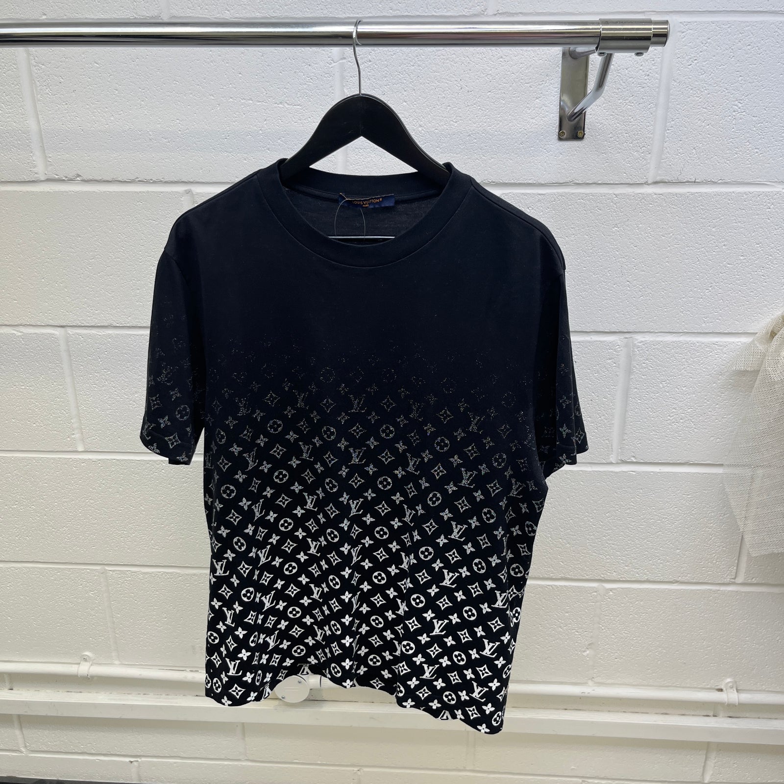Men's Monogram Gradient T-Shirt Black Size XL - Photo 9
