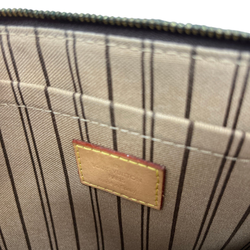 Women's Monogram Clutch Brown