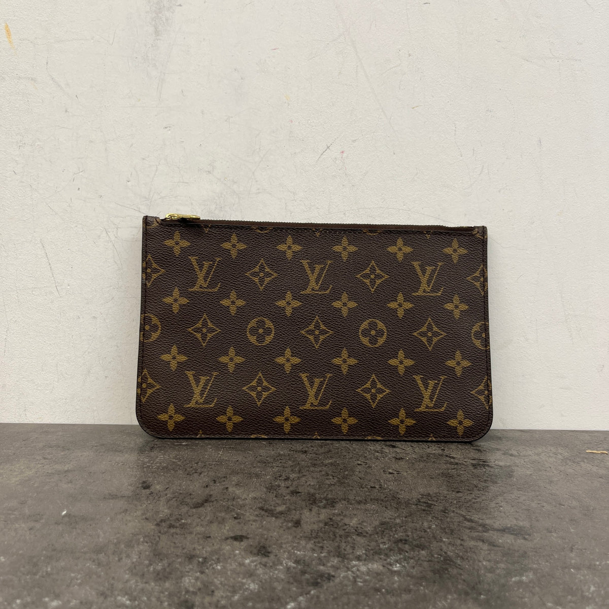 Women's Monogram Clutch Brown - Photo 10