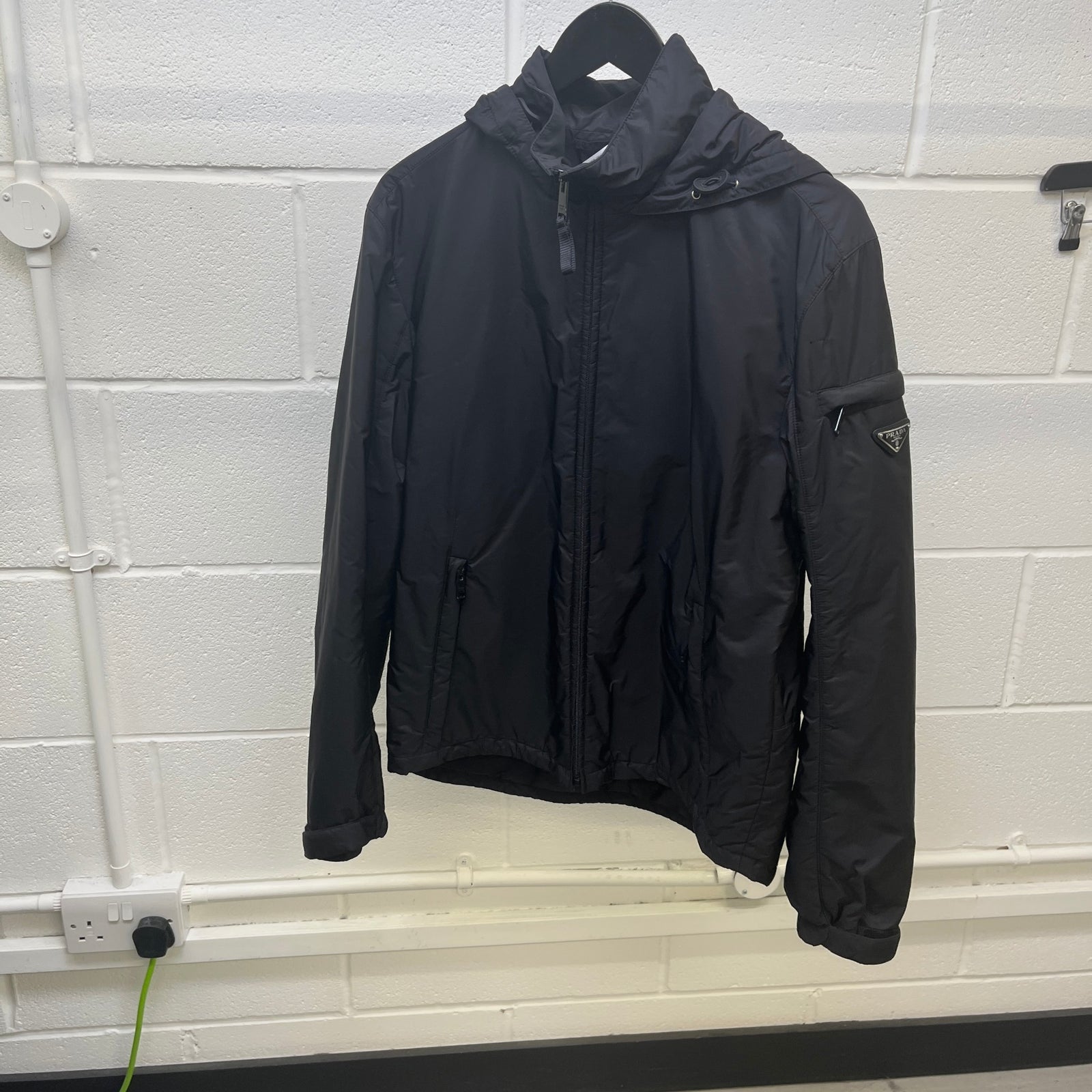 Men's Nylon Triangle Plaque Windbreaker Black Size S - Photo 9