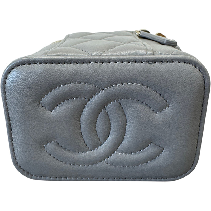 Women's Mini Metal Top Handle Vanity Handbag Grey