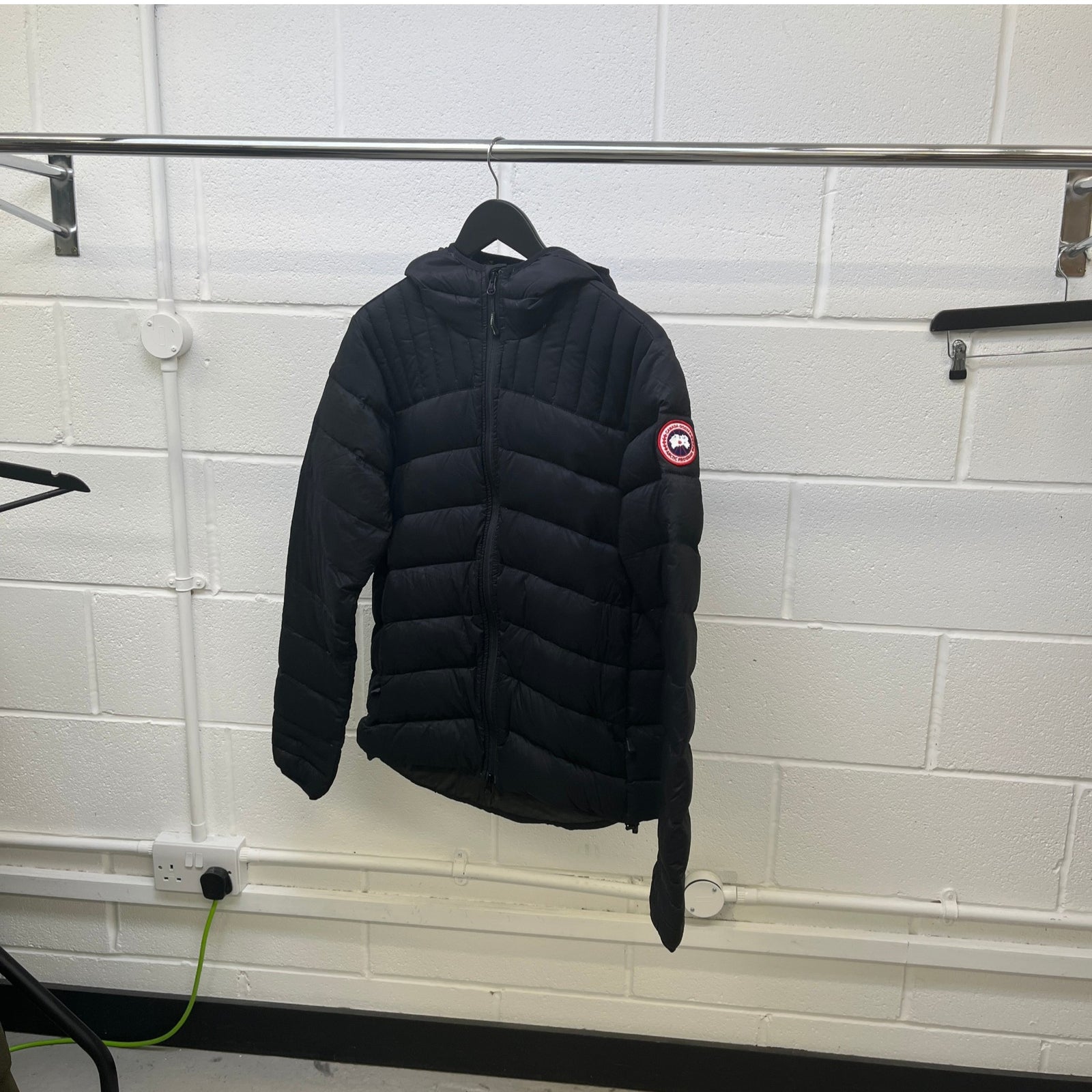 Men's Brookvale Hoody Down Jacket Black Size M - Photo 10