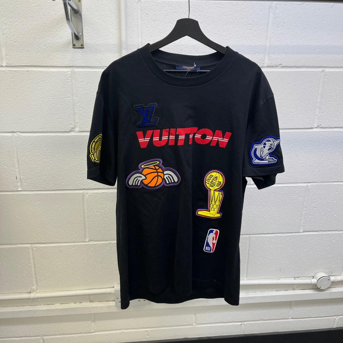 Men's X NBA Embroidered Patch T-Shirt Black Size XL - Photo 8