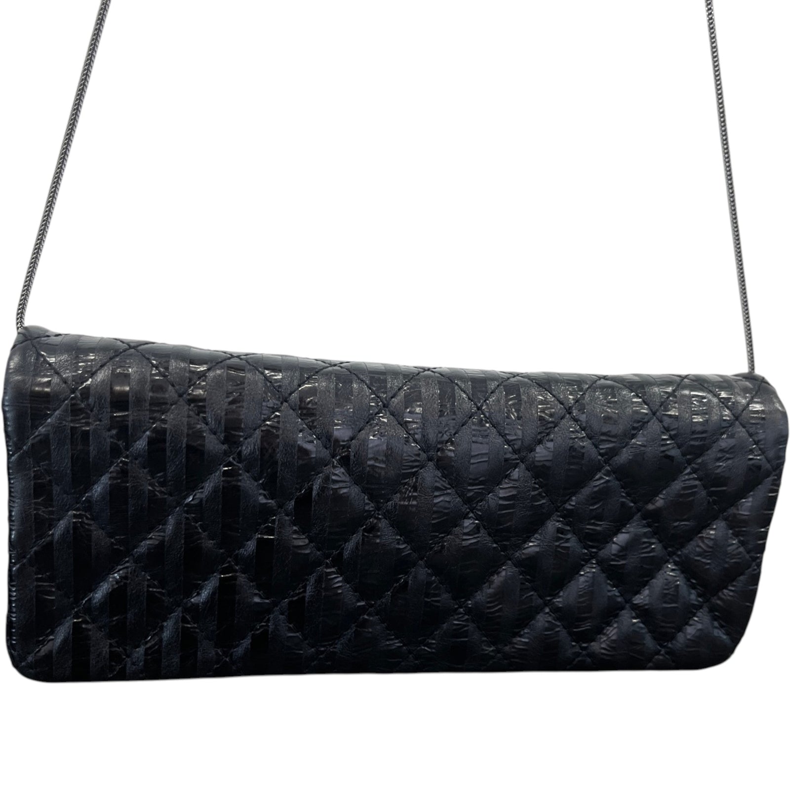 Women's Black Quilted Glazed Calfskin Reissue 2.55 East West Flap Bag Black - Photo 3
