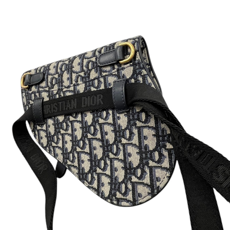 Women's Oblique Saddle Belt Bag Navy