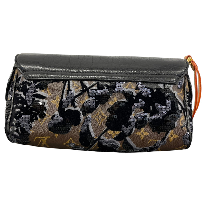 Women's Monogram Fleur de Jais Manege Clutch Clutch Black