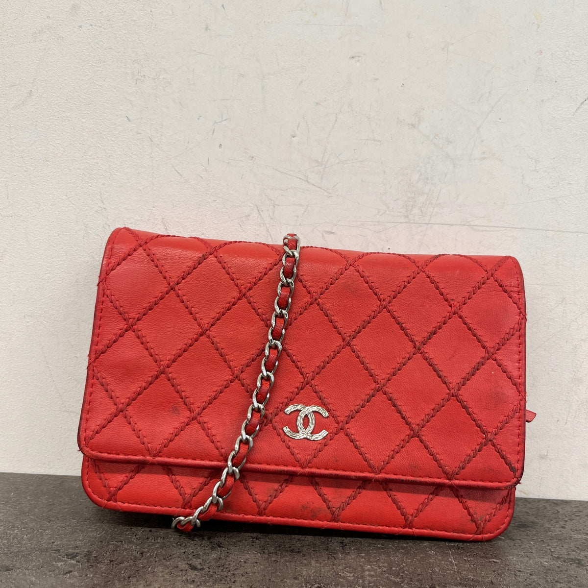 Women's CC Lambskin Wallet On Chain Crossbody Bag Red - Photo 13
