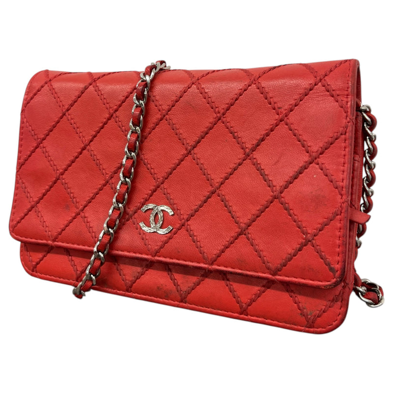 Women's CC Lambskin Wallet On Chain Crossbody Bag Red