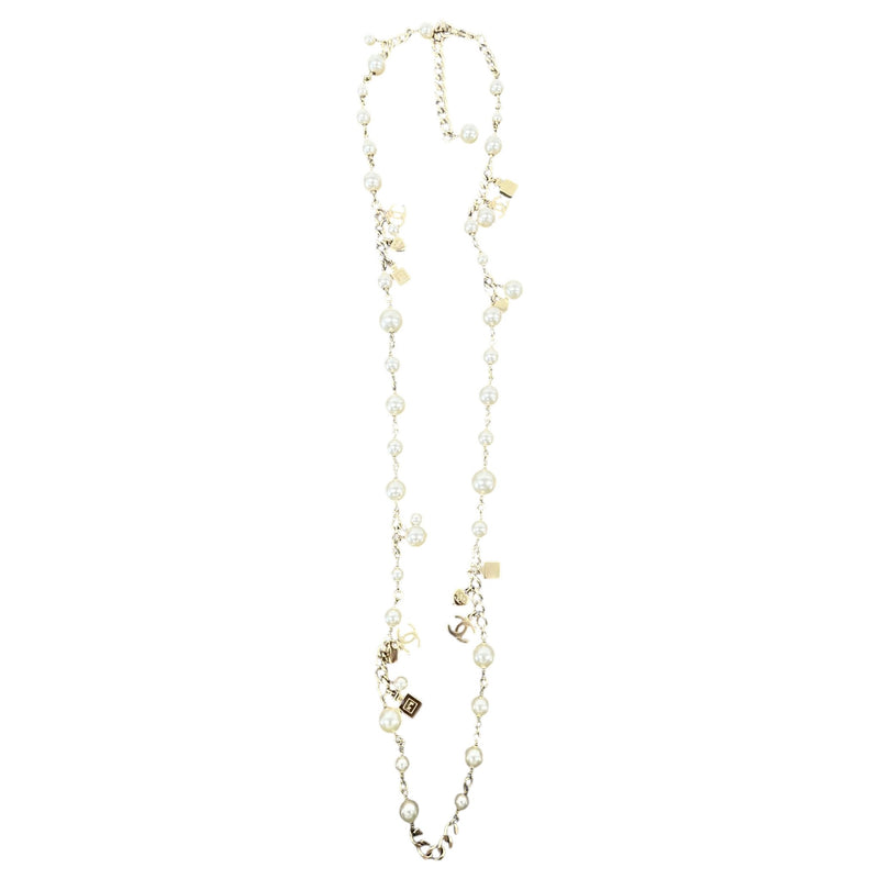 Women's Pearl CC Logo Necklace Gold