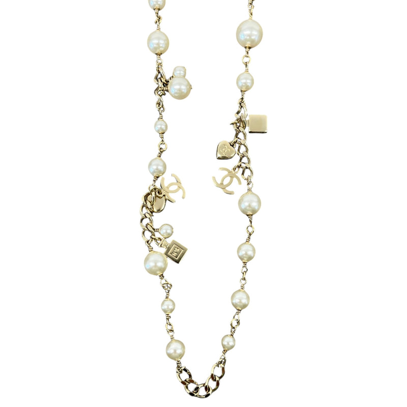 Women's Pearl CC Logo Necklace Gold