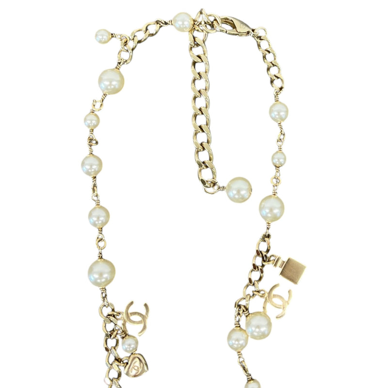 Women's Pearl CC Logo Necklace Gold