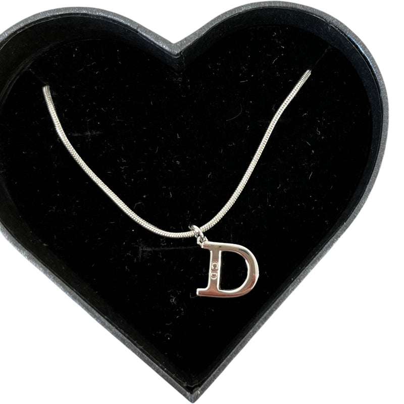 Women's Vintage D Pendant Necklace Silver