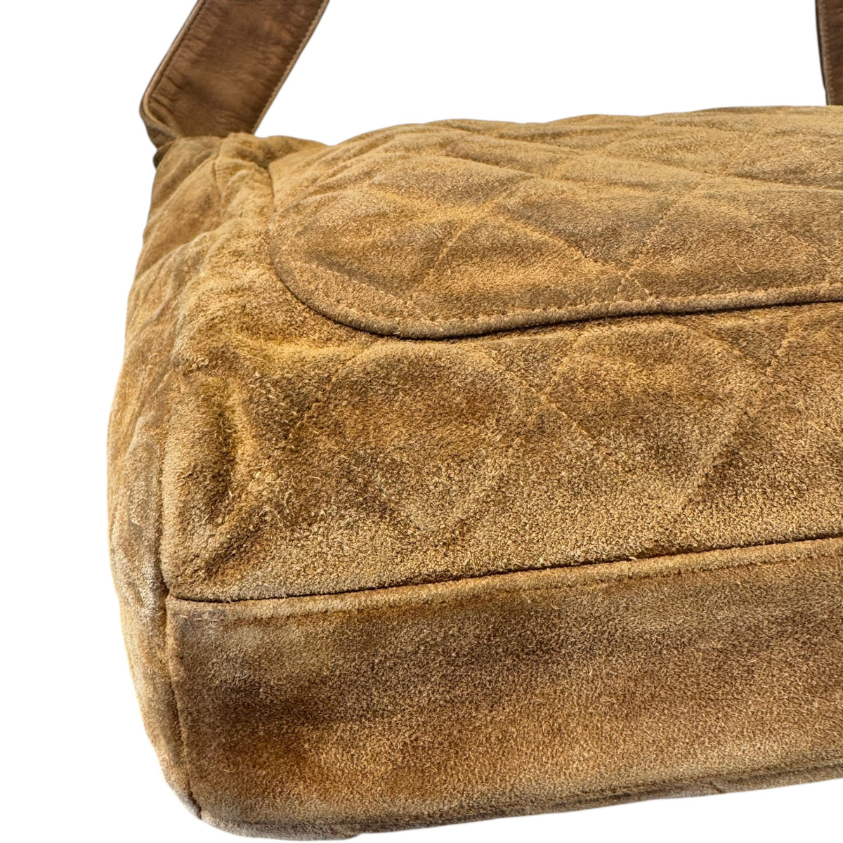 Women's Quilted CC Handbag Beige - Photo 10