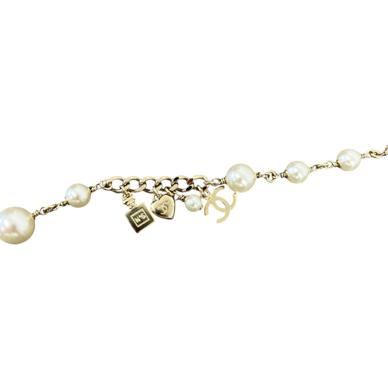 Women's Pearl CC Logo Necklace Gold