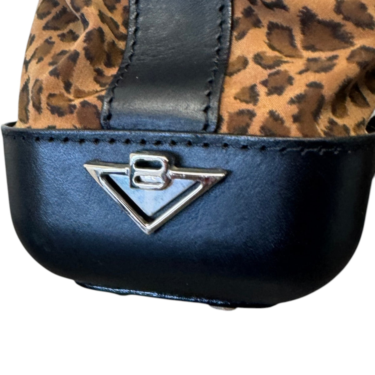 Women's Vintage Two Way Nylon Leopard Print Handbag Brown - Photo 11
