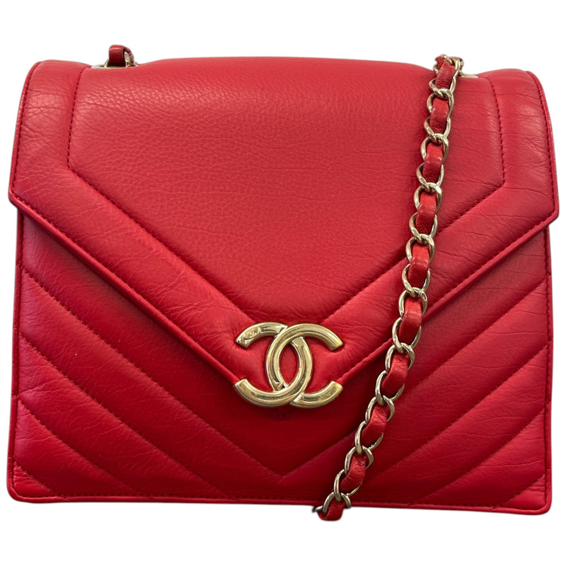 Women's Small Chevron Flap Crossbody Bag Red