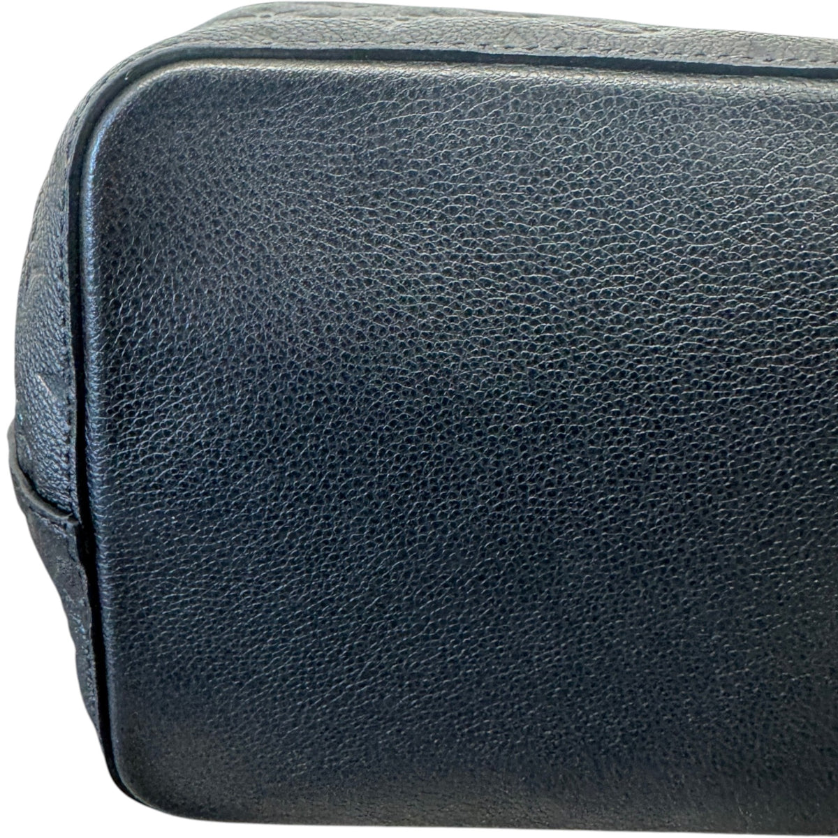 Women's NéoNoé MM Bucket Handbag Black - Photo 9