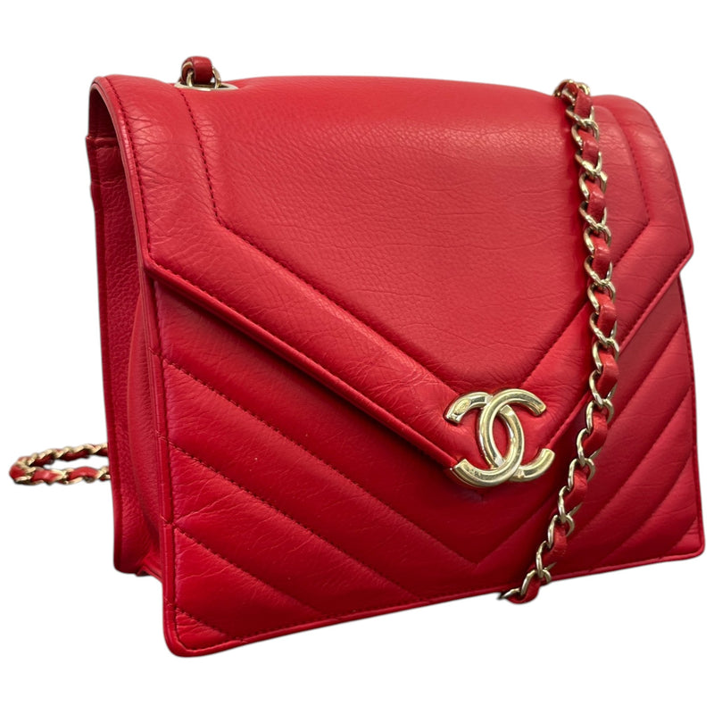 Women's Small Chevron Flap Crossbody Bag Red