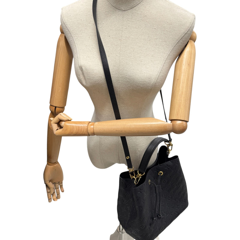Women's NéoNoé MM Bucket Handbag Black