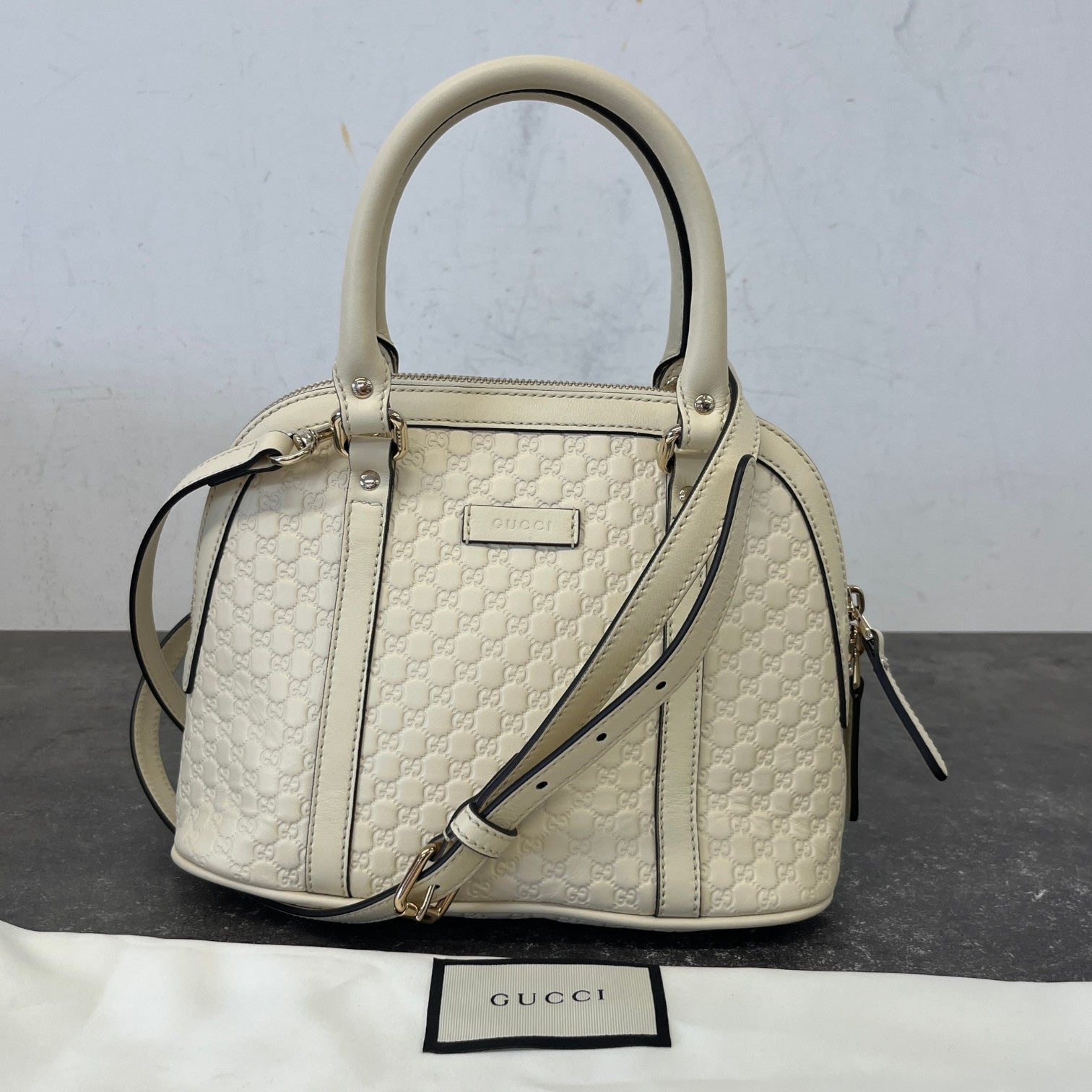 Women's Mini Microguccissima Bag Cream - Photo 13