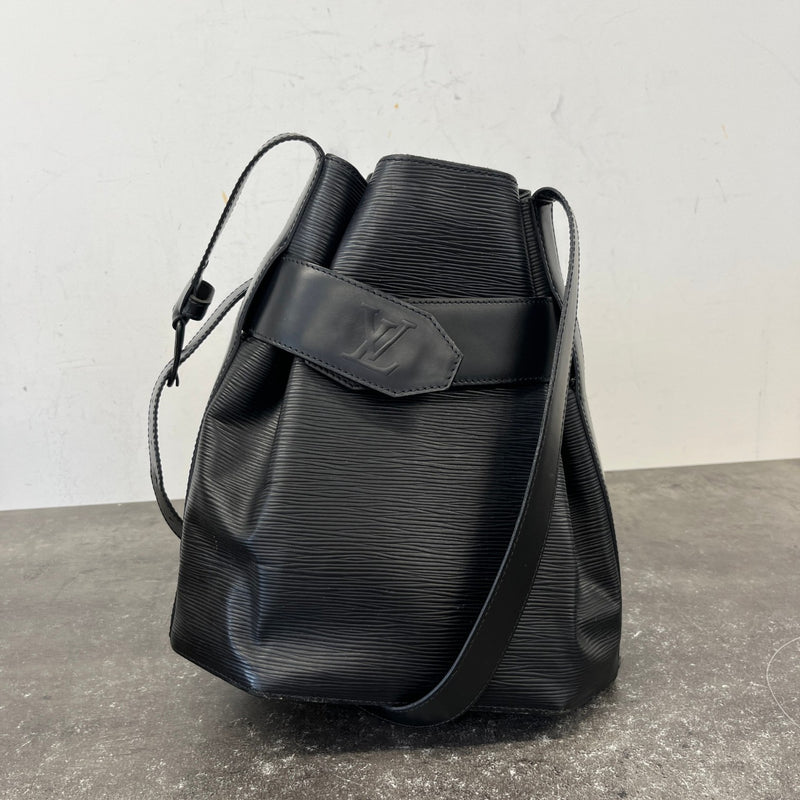 Women's Epi Sac D'Epaule Bucket Bag Black