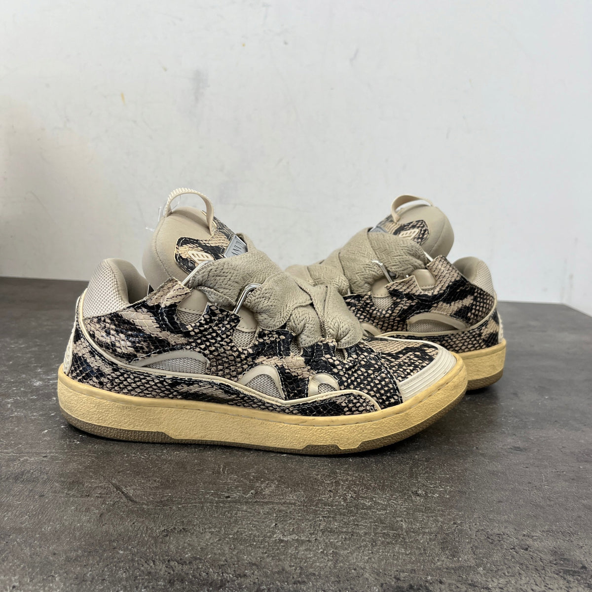 Men's Curb Python Print Low Trainers Beige Size UK 6 / EU 40 - Photo 12