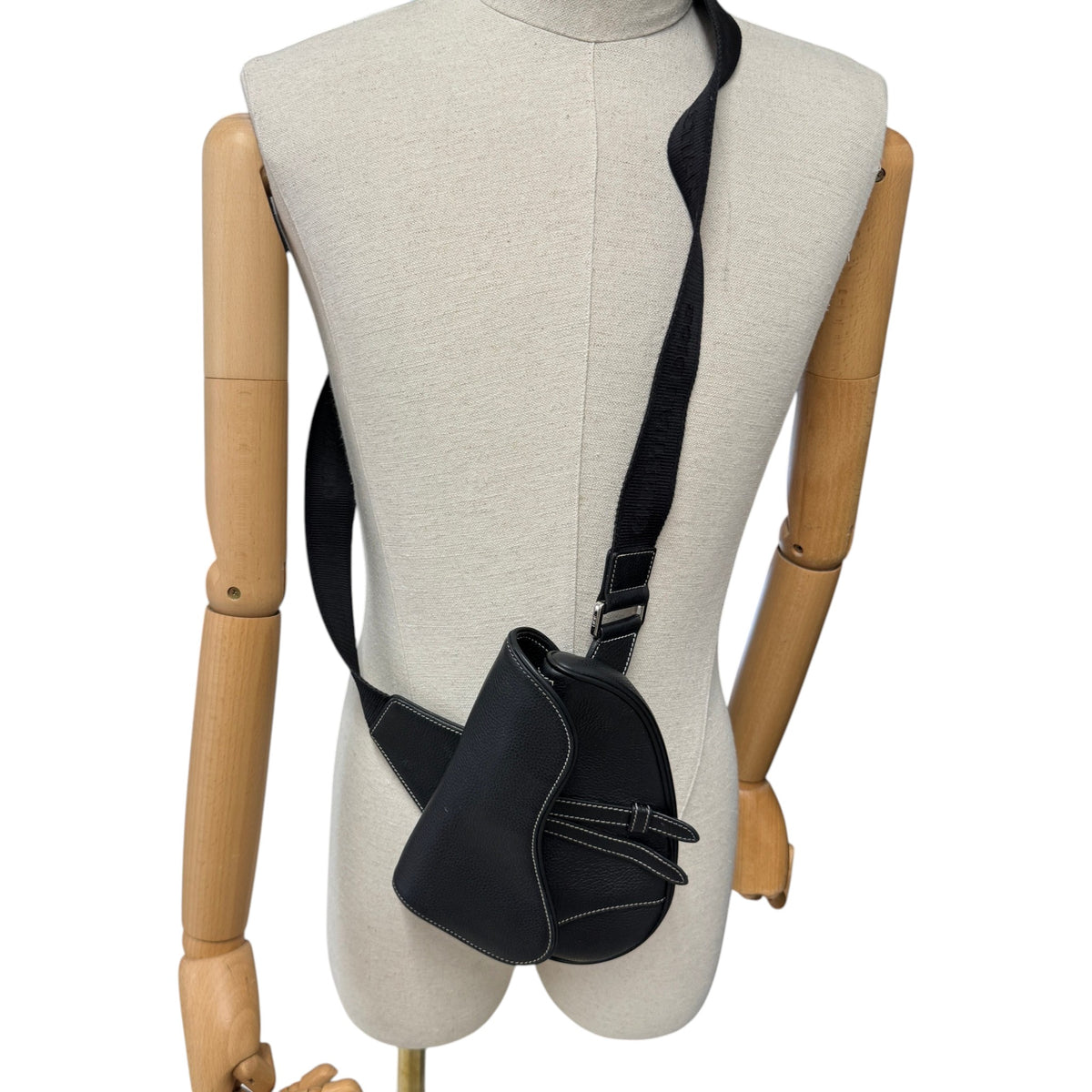 Men's Saddle Messenger Bag Black - Photo 12