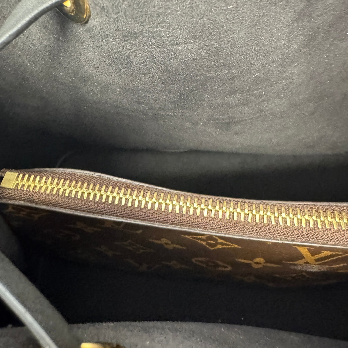 Women's Monogram NéoNoé MM Bucket Handbag Brown - Photo 7