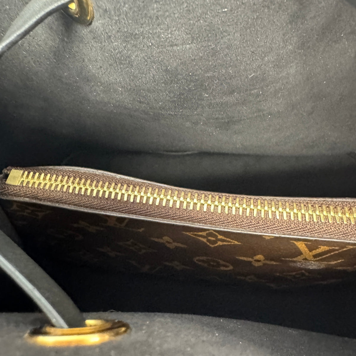 Women's Monogram NéoNoé MM Bucket Handbag Brown - Photo 8